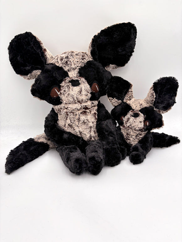 7654Bat Eared Fox