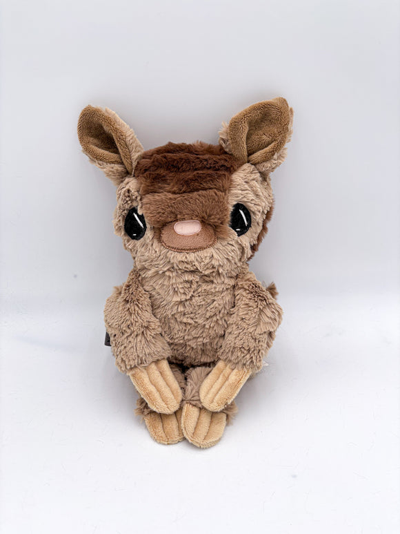 7654Amber Armadillo
